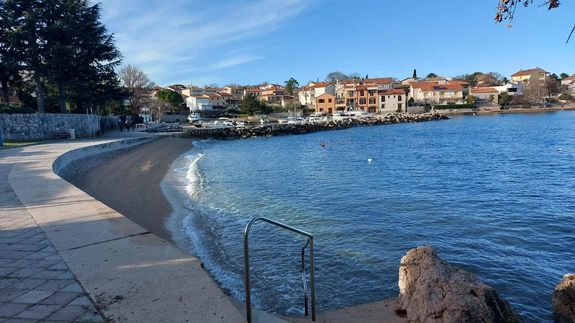Vila Kraljica Malinska Kroatien
